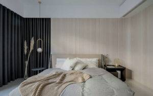 Sfeerbeeld van een woonkamer met wandpanelen als luxe accentmuur